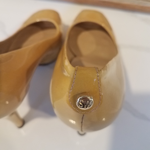 Stuart Weitzman Leather Peep Toe Heels  Size 5.5 - Picture 12 of 14